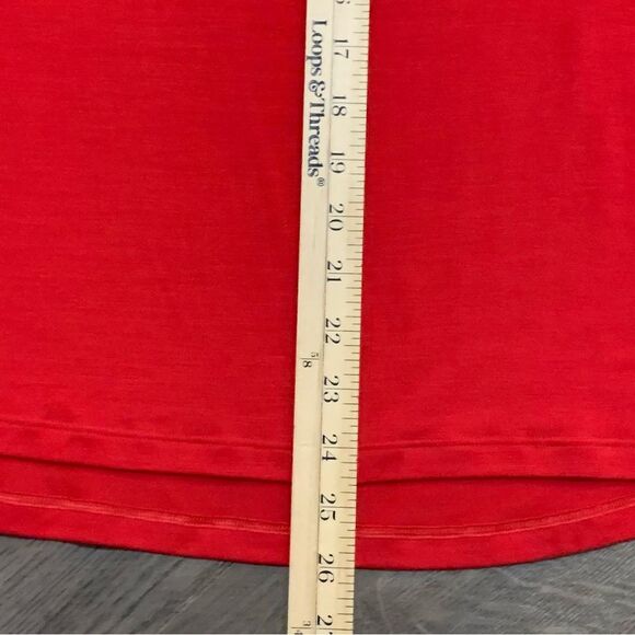 ATHLETA Sleeveless Top Women’s Medium Red Round Neck Model Soft. - Picture 10 of 10